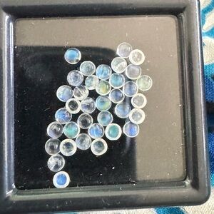 Iridescent  moonstone Round Beads $25